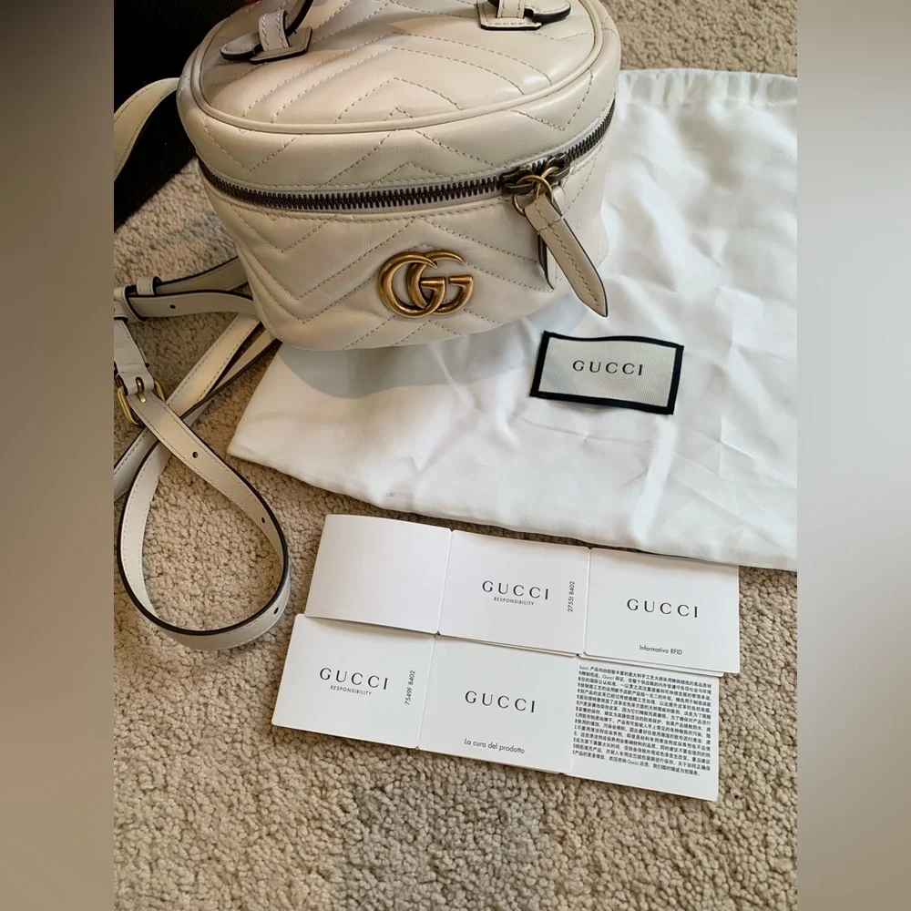 Gucci Calfskin Matelasse Mini GG Marmont Rounded Backpack in White - Picture 3 of 10